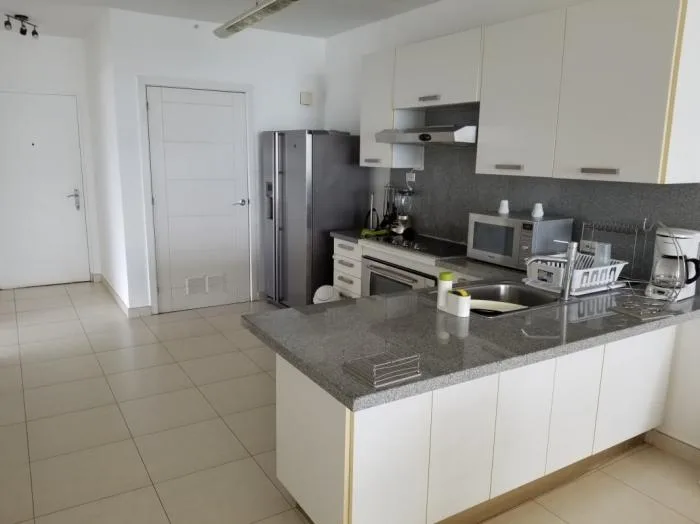 White tower Avenida Balboa 2 habitaciones — 3