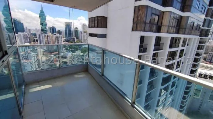 Apartamento en venta en Grand bay tower de 1 habitacion — 4