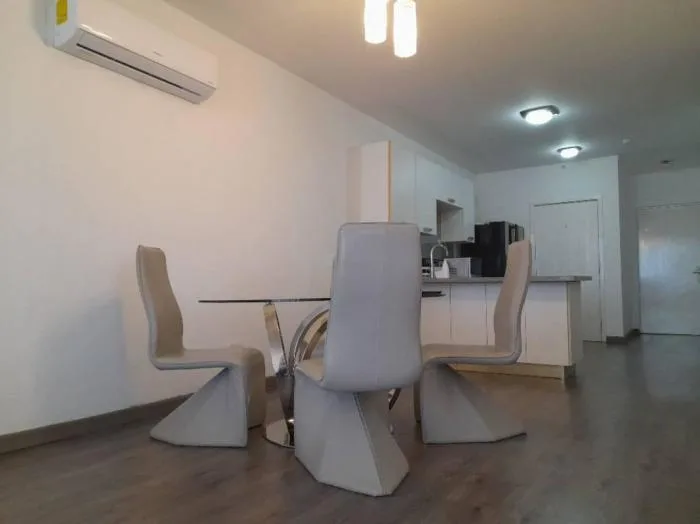 Apartamento en White tower Avenida Balboa en alquiler — 4
