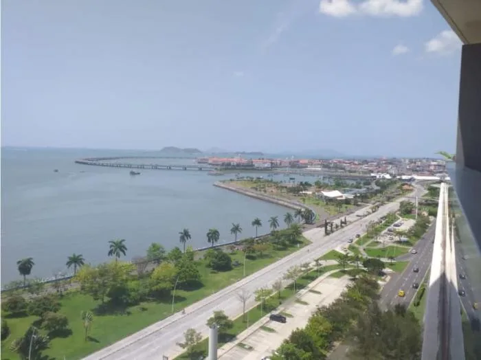 Apartamento en Element tower Avenida Balboa en alquiler — 3