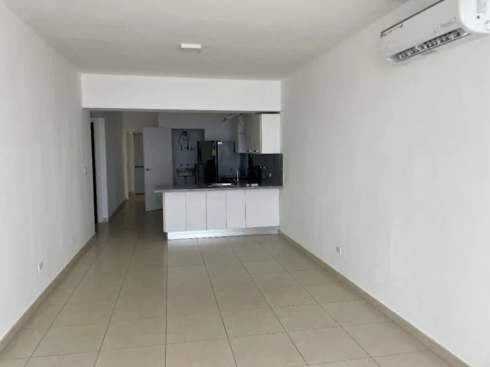 White tower Avenida Balboa Panama en alquiler — 2