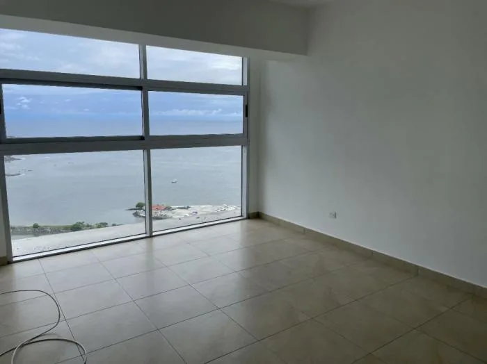 White tower Avenida Balboa Panama en alquiler — 3