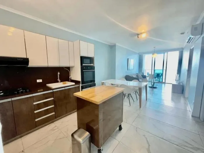 Apartamento en H2o Avenida Balboa en alquiler — 2