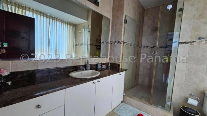 Alquiler de apartamento en Grand bay tower 1 recamara — 2