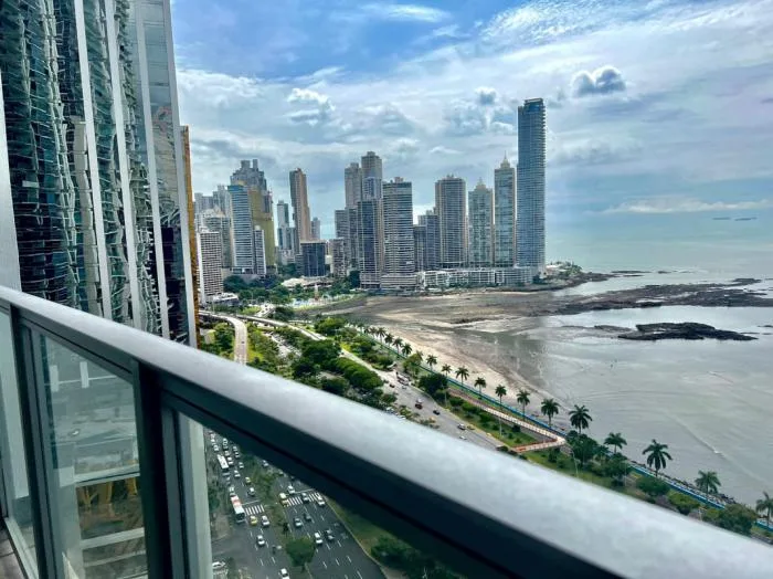 Yoo Avenida Balboa 3 habitaciones — 2