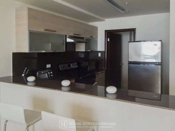 Villa del mar Avenida Balboa Panama en alquiler — 2