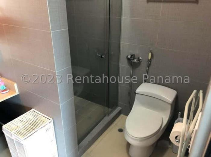 Apartment rental in sky 2 bedrooms