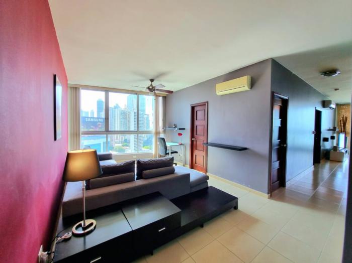 Grand bay tower 1 room for rent
