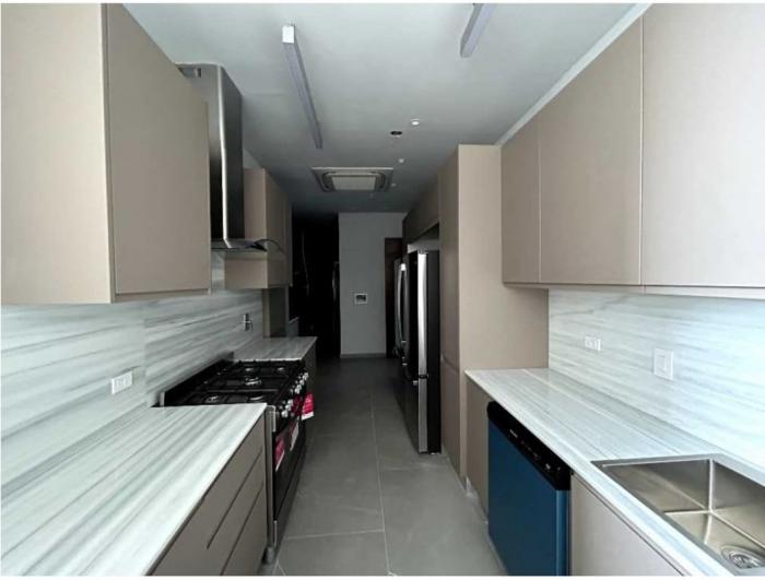 Apartment rental in sky 4 bedrooms
