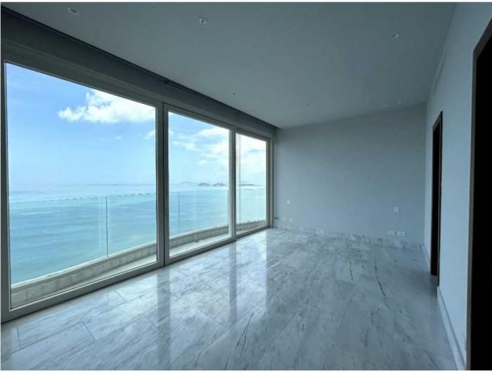 Apartment rental in sky 4 bedrooms