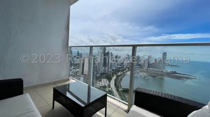 Apartamento en White de 2 habitaciones en alquiler — 4