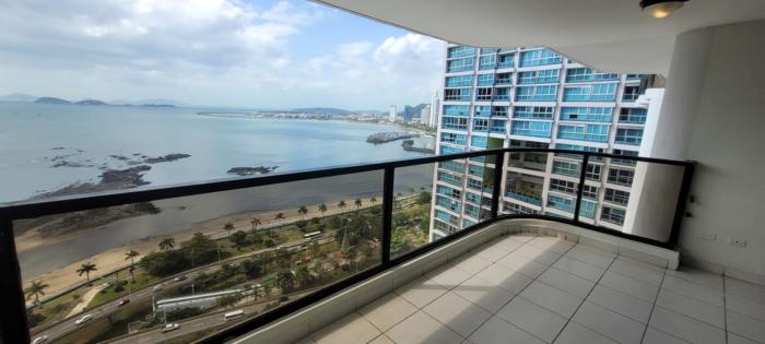 Torres del pacifico 3 bedrooms for rent