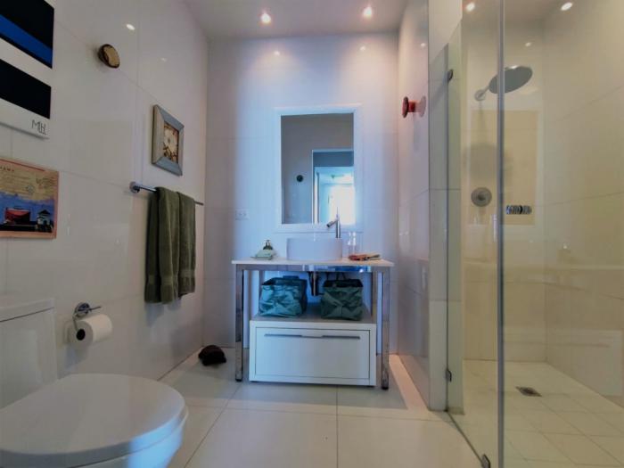 Yoo 1 room for rent