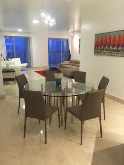 Apartamento en yoo panama de 4 recamaras en alquiler. yoo panama avenida balboa panama en alquiler