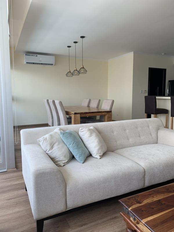 Apartment in bayfront avenue balboa for rent
