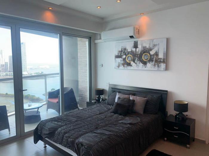 Yacht club tower 3 habitaciones en alquiler