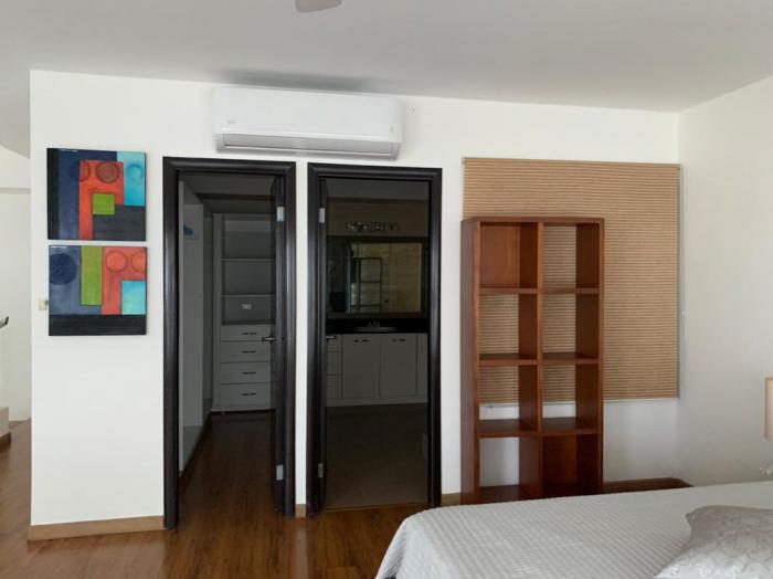 Apartment in bayfront avenue balboa for rent