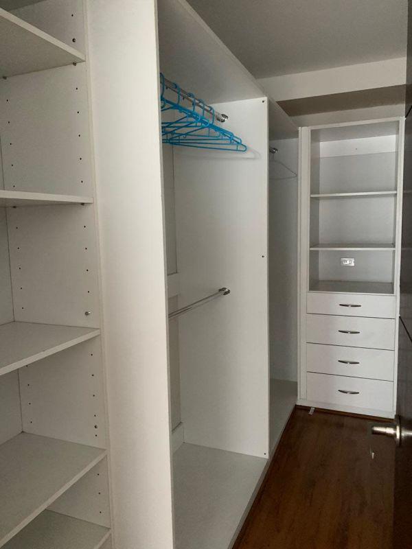 Apartment in bayfront avenue balboa for rent