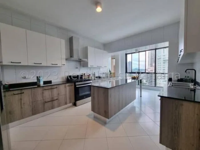 Miramar Avenida Balboa Panama en alquiler — 5
