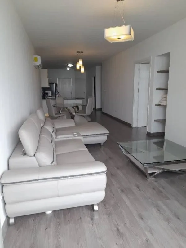 Apartamento en White tower Avenida Balboa en alquiler — 2