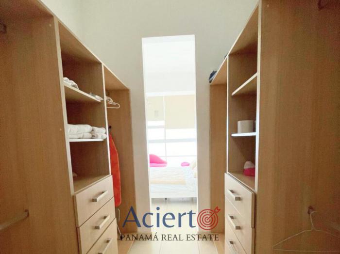 Apartamento en alquiler en Waters on the bay de 2 recamaras