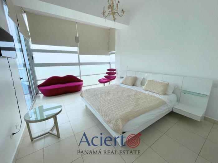 Apartamento en alquiler en Waters on the bay de 2 recamaras