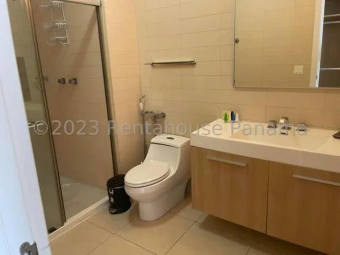 Alquiler de apartamento en White 2 habitaciones — 4