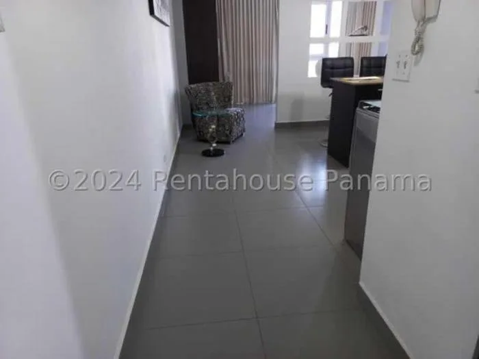 Apartamento en Colores de bella vista Avenida Balboa en alquiler — 5