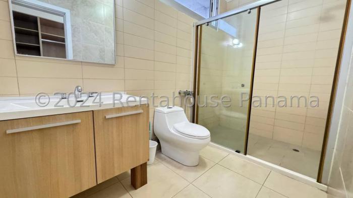 White tower 2 bedrooms for rent