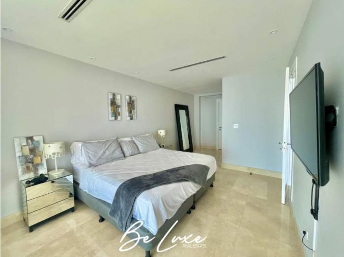 Apartment in yoo avenue balboa for rent