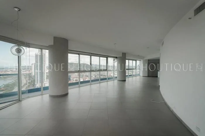 Yacht club tower Avenida Balboa 2 habitaciones — 5