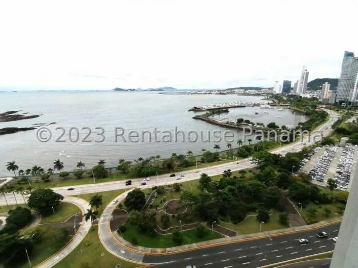 Apartamento en Waters on the bay Avenida Balboa en alquiler — 3
