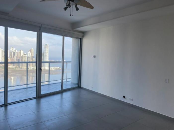 Apartamento en Yacht club tower Avenida Balboa en alquiler
