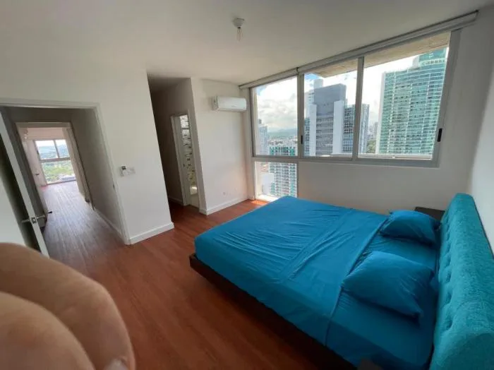 Alquiler de apartamento en Waters on the bay 3 habitaciones — 2