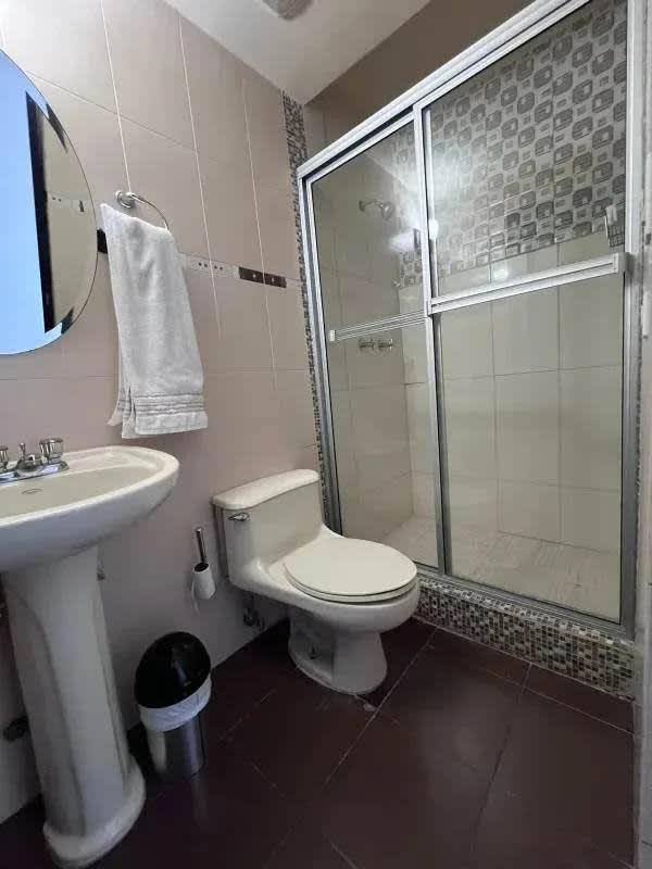 Alquiler de apartamento en Bayfront tower 1 habitacion