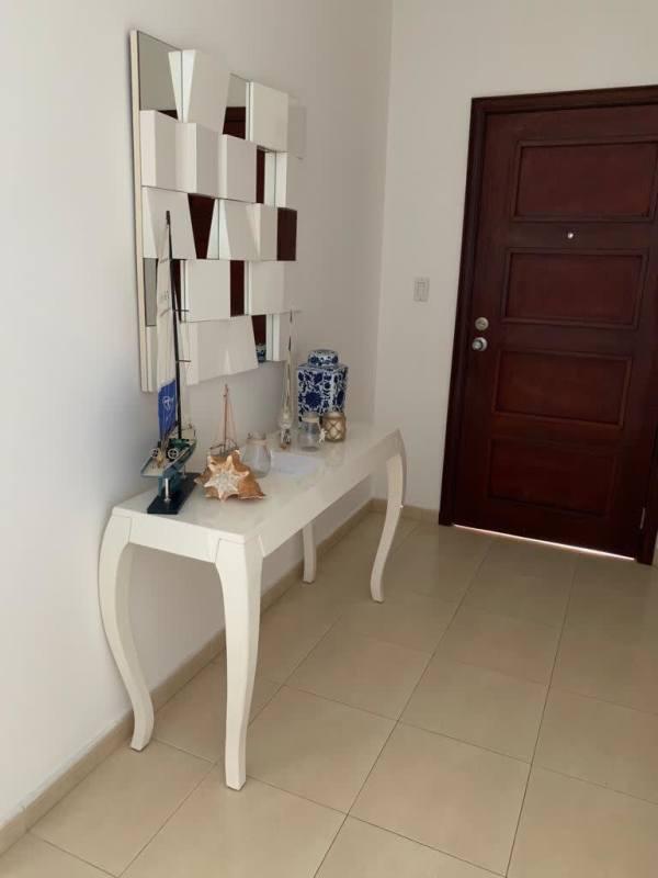 Grand bay balboa avenue 2 bedrooms