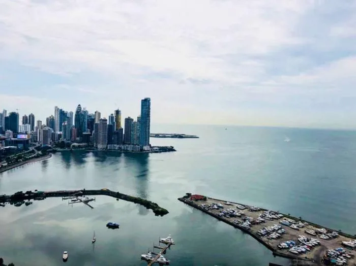 Yacht club Avenida Balboa Panama en alquiler — 4