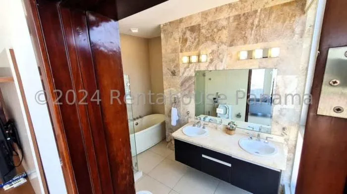 Apartamento en alquiler en Rivage de 3 recamaras — 3