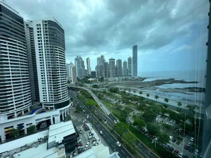 Apartamento en Bayfront tower Avenida Balboa en alquiler — 4
