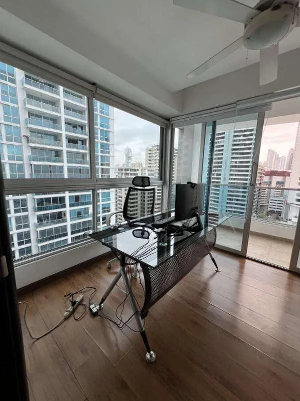 Apartamento en alquiler en Bayfront de 2 habitaciones — 2