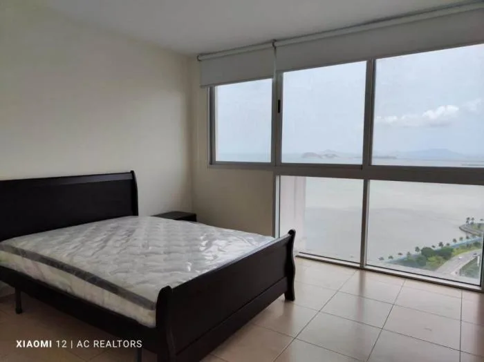 Apartamento en White de 2 recamaras en alquiler — 3