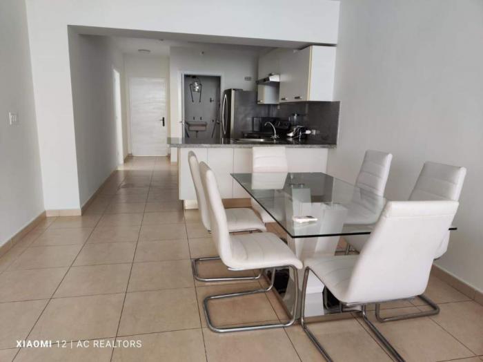 Apartamento en White de 2 recamaras en alquiler