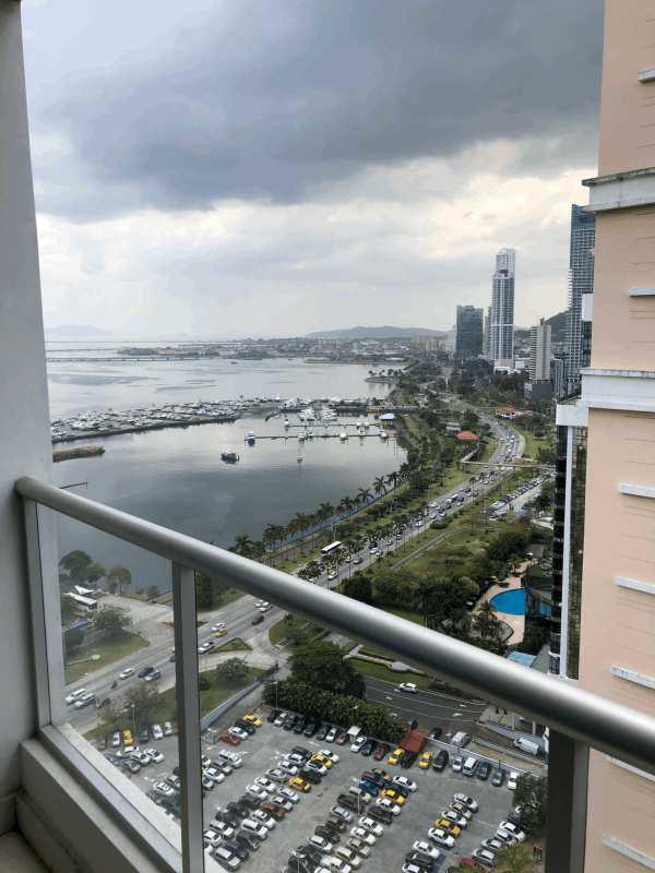 Villa del mar balboa avenue panama for rent