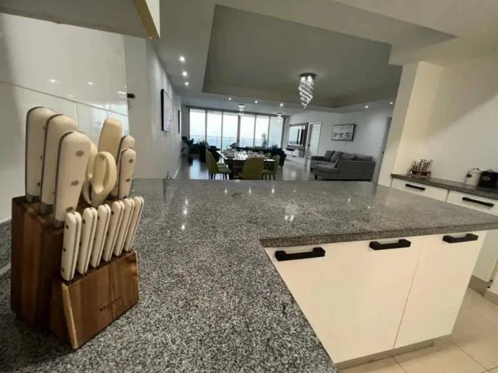 Apartamento en Waters de 3 recamaras en alquiler — 3