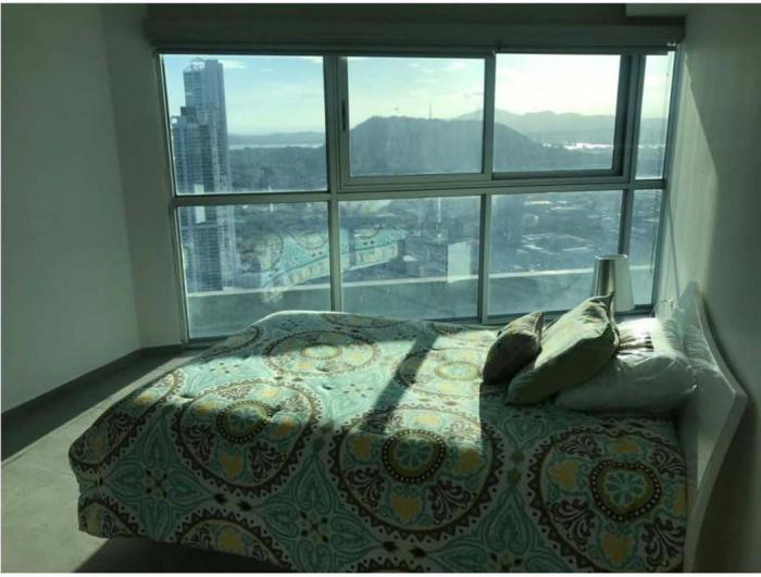3-bedroom apartment in yacht club for rent