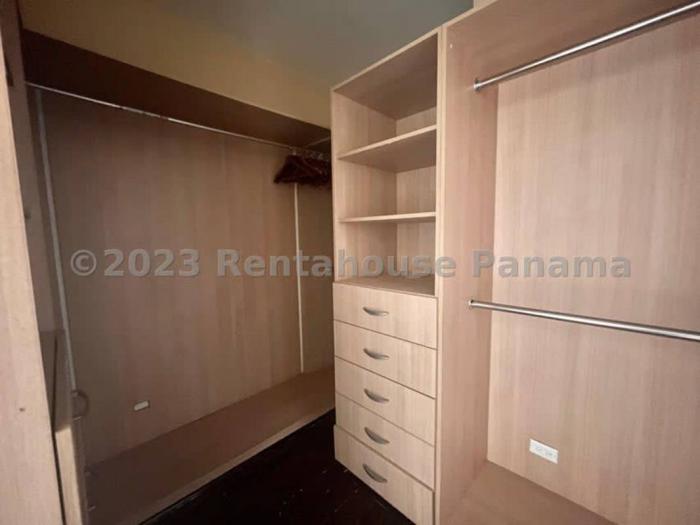 Apartamento en Waters on the bay de 2 recamaras en venta