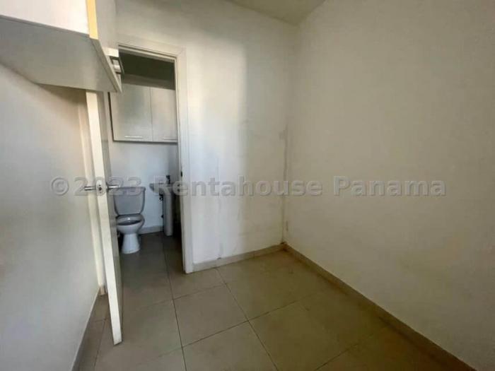 Apartamento en Waters on the bay de 2 recamaras en venta