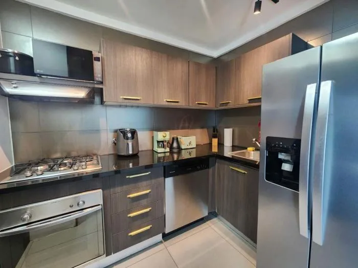 Yacht club tower Cinta costera 1 habitacion — 3