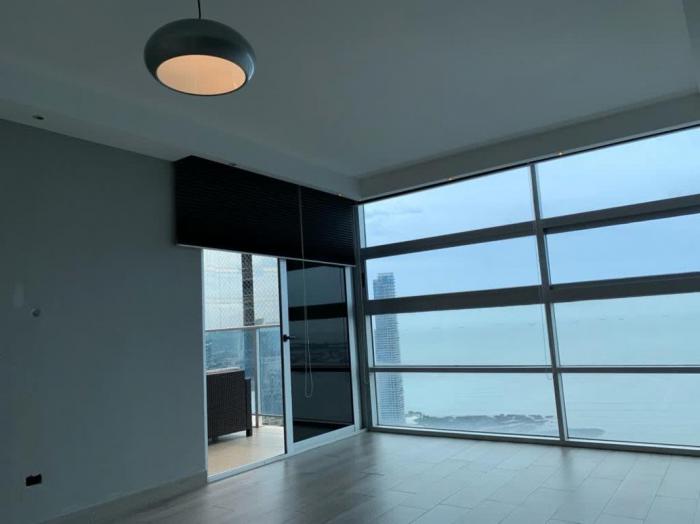 Waters on the bay 2 rooms for sale