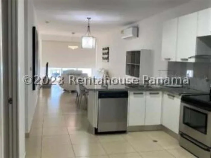 Venta de apartamento en White tower 2 recamaras — 2